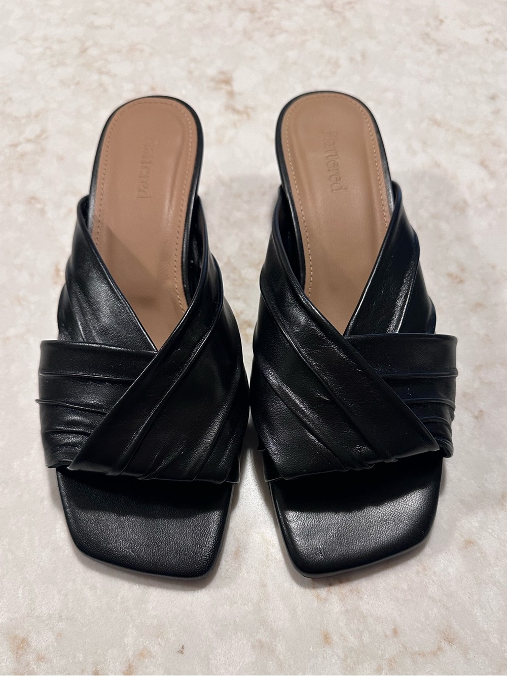 NWOT Flattered black leather kitten heel